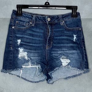 Distressed Jean Mid-rise Shorts